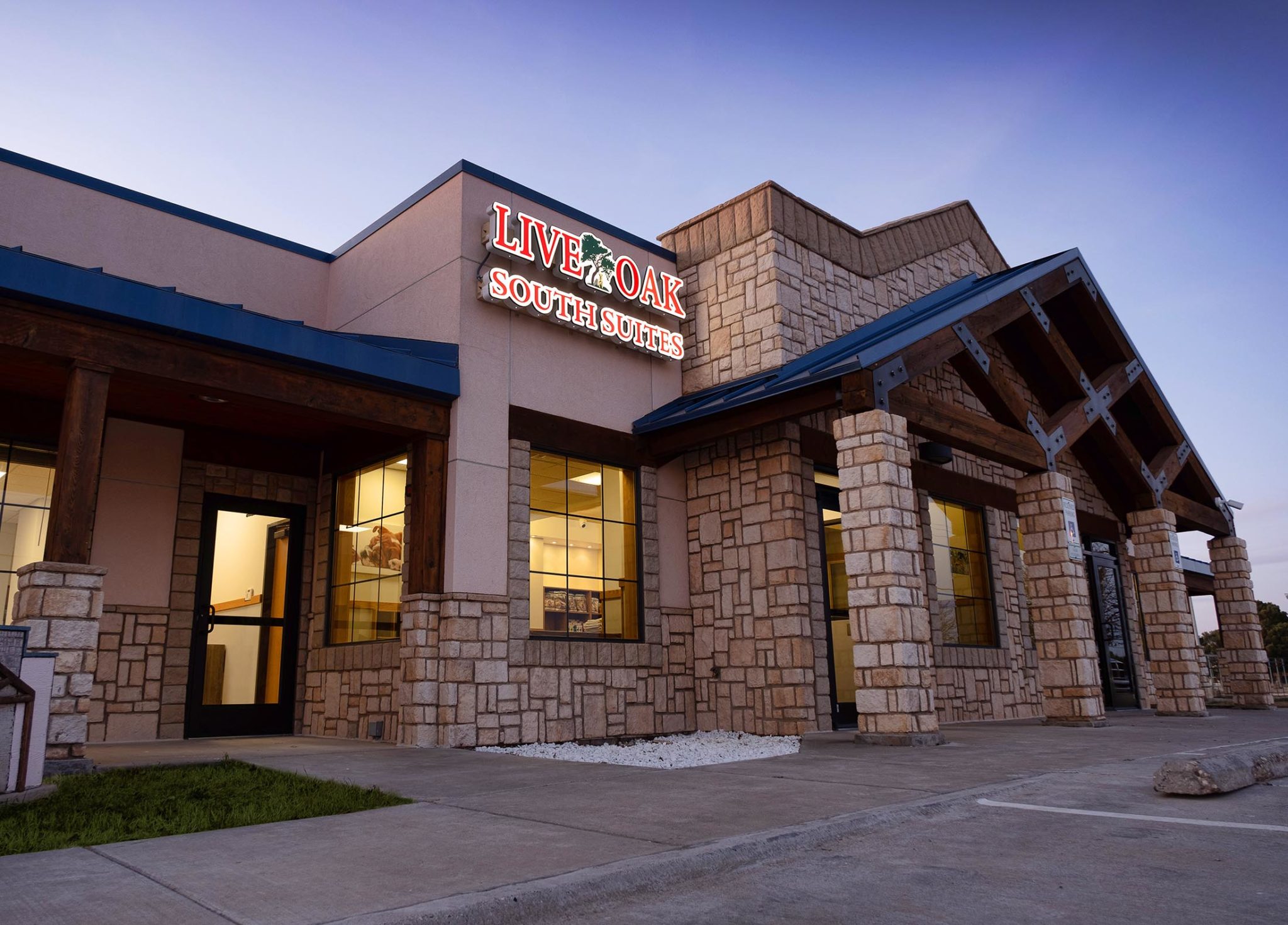 Pet Boarding in Lubbock, TX Live Oak Animal Hospital